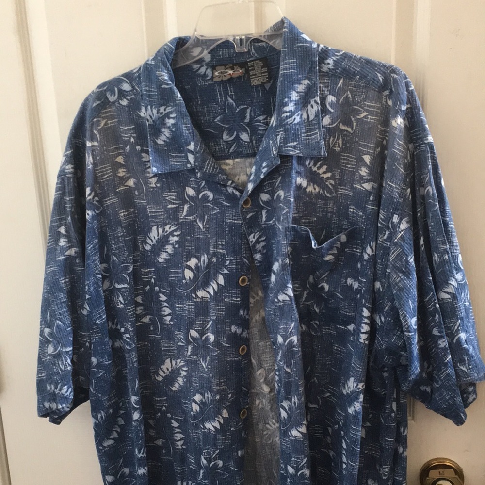 FINAL MARKDOWN Men’s short sleeved shirt xxl - Picture 1 of 4